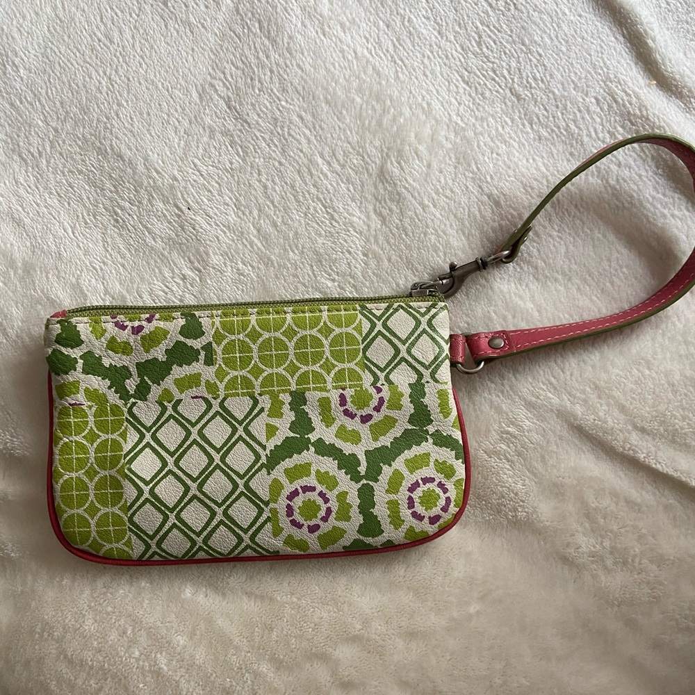 Patterned Spring Wristlet! Never Worn - image 2